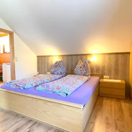 Gaestehaus Rader Apartamento Weissbriach